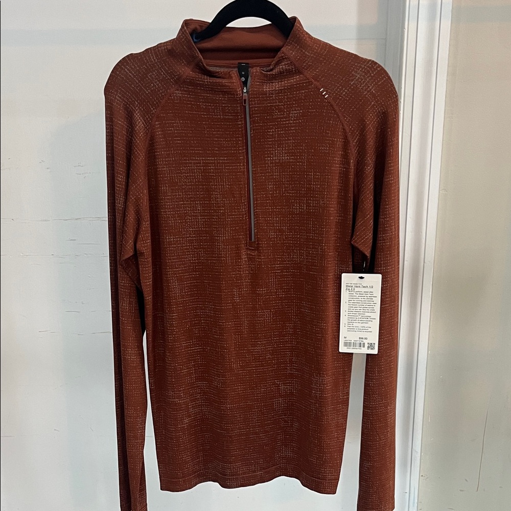 lululemon athletica Men's Brick Red Long Sleeve Tee